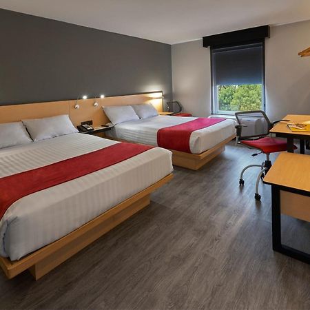 City Express By Marriott Irapuato Eksteriør billede