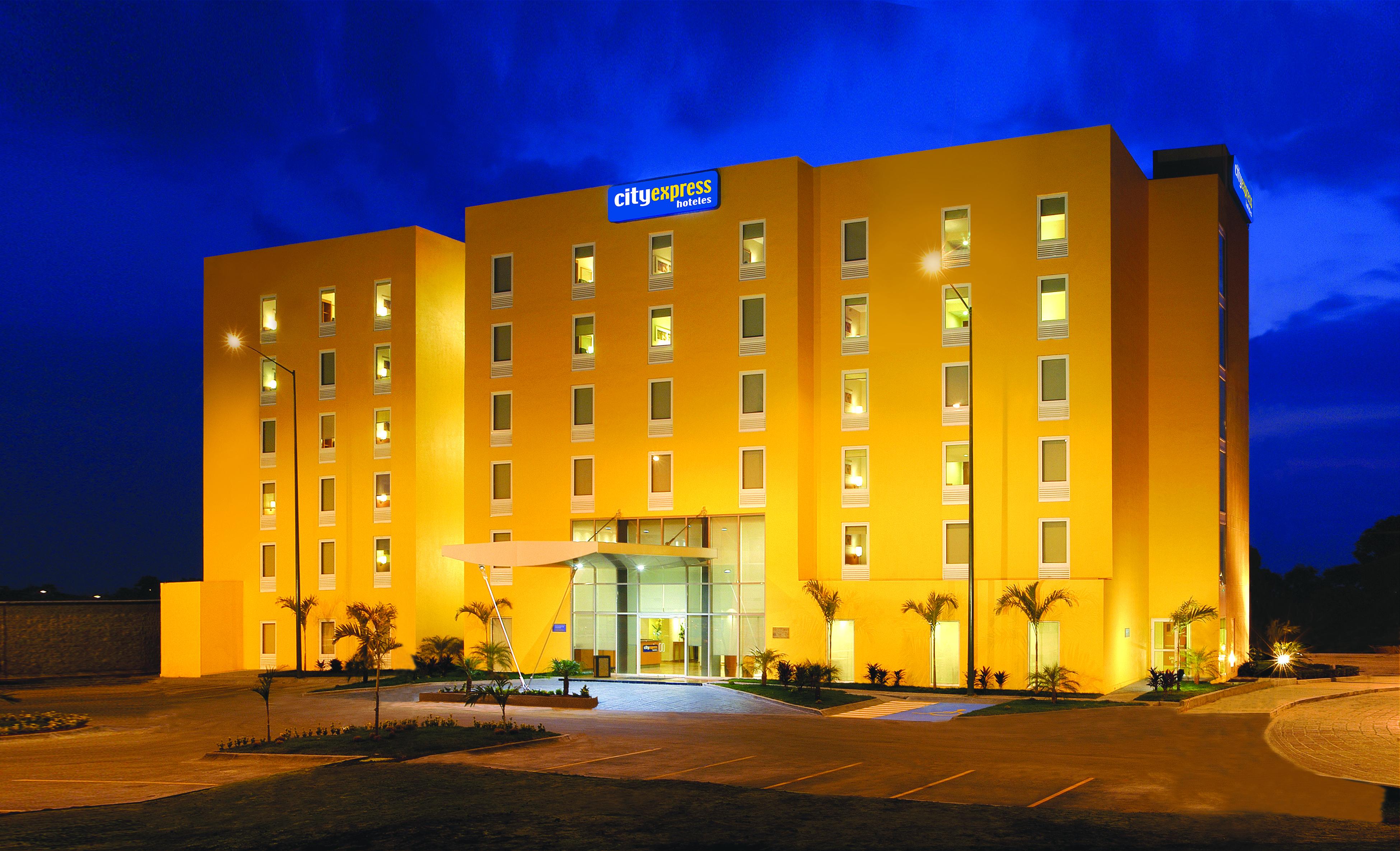City Express By Marriott Irapuato Eksteriør billede