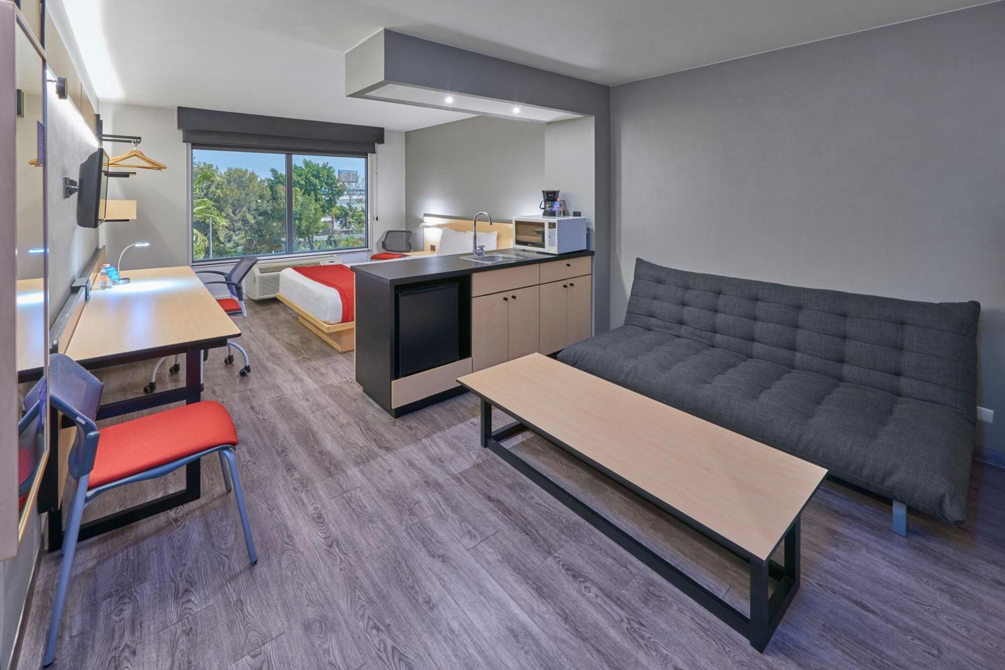 City Express By Marriott Irapuato Eksteriør billede