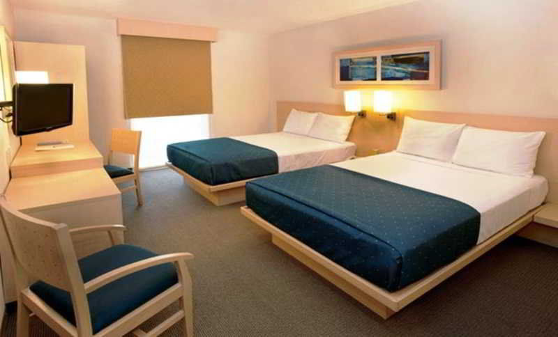 City Express By Marriott Irapuato Eksteriør billede
